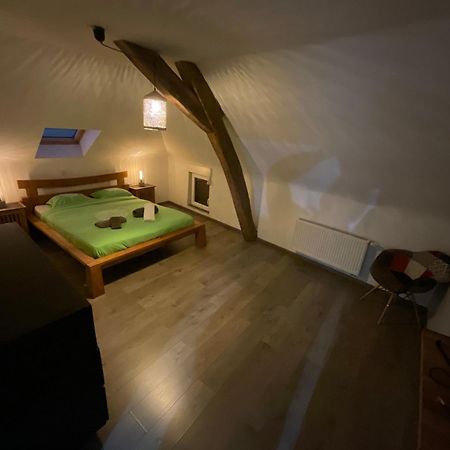 Maison 3 chambres proximité aéroport et grand axes Charleroi Extérieur photo
