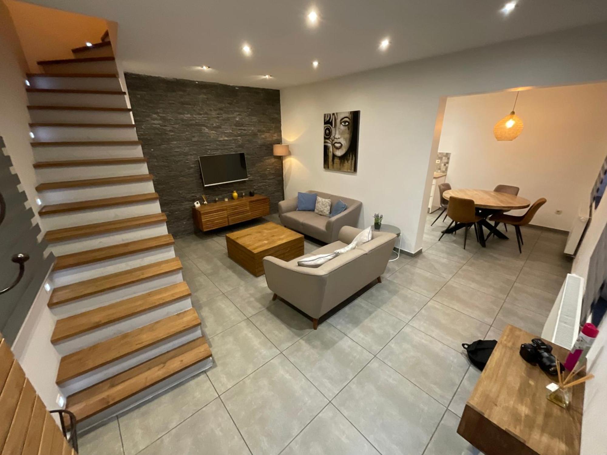 Maison 3 chambres proximité aéroport et grand axes Charleroi Extérieur photo
